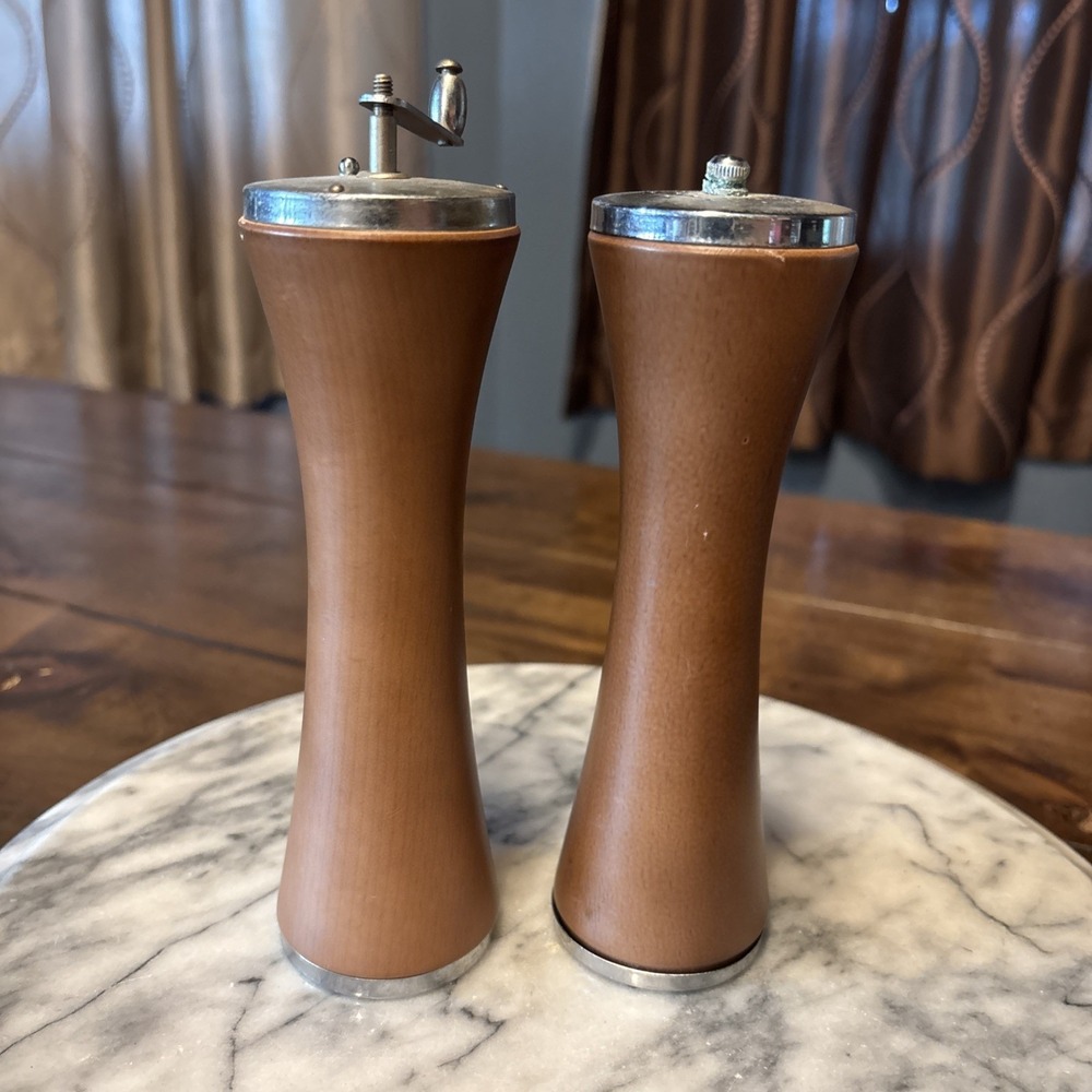 2pc VTG 60s MCM Colony Wood Salt Shaker Pepper Mill Grinder Set Chrome Japan